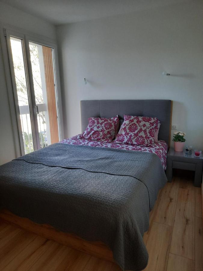 Mon petit Paradis, Cassis centre Apt 90 m2, 200 m Mer, terr plein sud, clim park privé Exterior foto