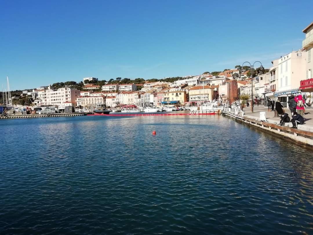 Mon petit Paradis, Cassis centre Apt 90 m2, 200 m Mer, terr plein sud, clim park privé Exterior foto